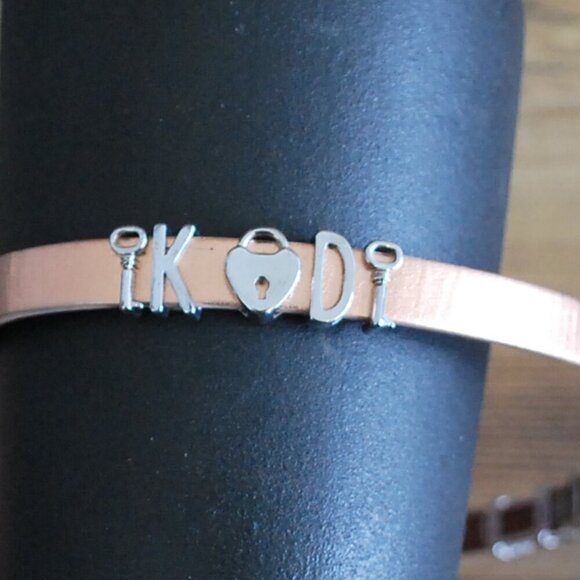 Keep Collective Slide Charm Bracelet Set Extra Charms and Bands - Picture 5 of 8